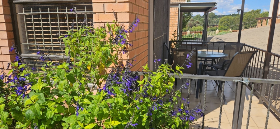 1 Bedroom Property for Sale in Langenhovenpark Free State